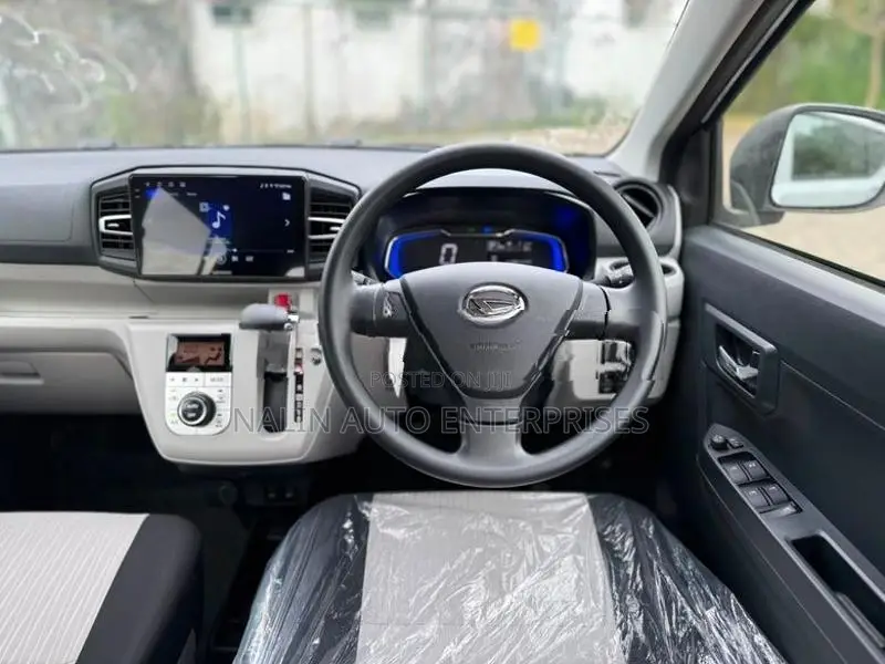 Daihatsu Mira G Grade 2026