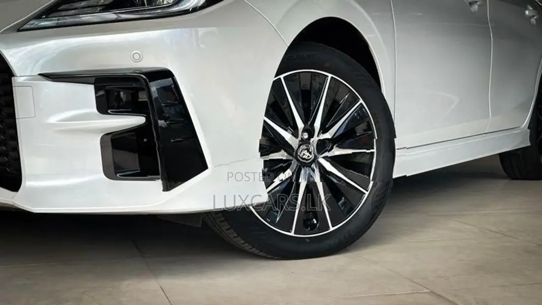 Toyota Yaris Ativ GR Sport 1.5 HEV 2025