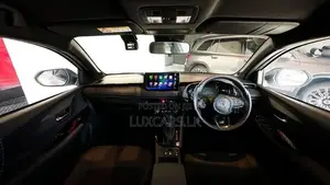 Toyota Yaris Ativ GR Sport 1.5 HEV 2025