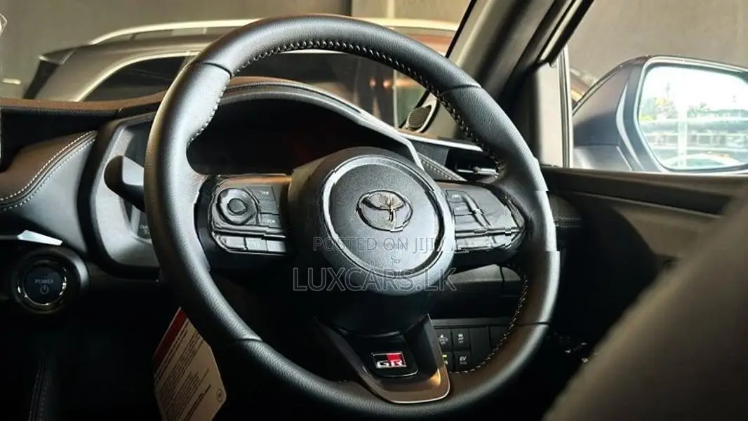 Toyota Yaris Ativ GR Sport 1.5 HEV 2025
