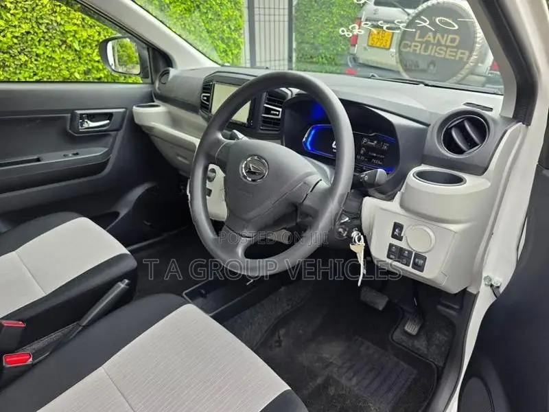 Daihatsu Mira X Limited 2025