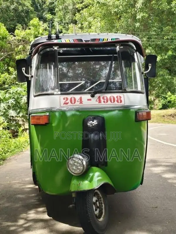Bajaj RE 1999