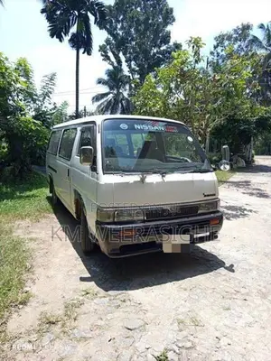Nissan Caravan TD27 1993