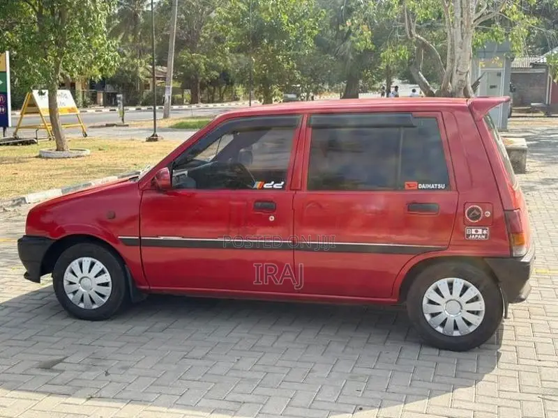Daihatsu Mira 1995