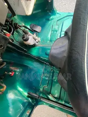 Bajaj RE 2015