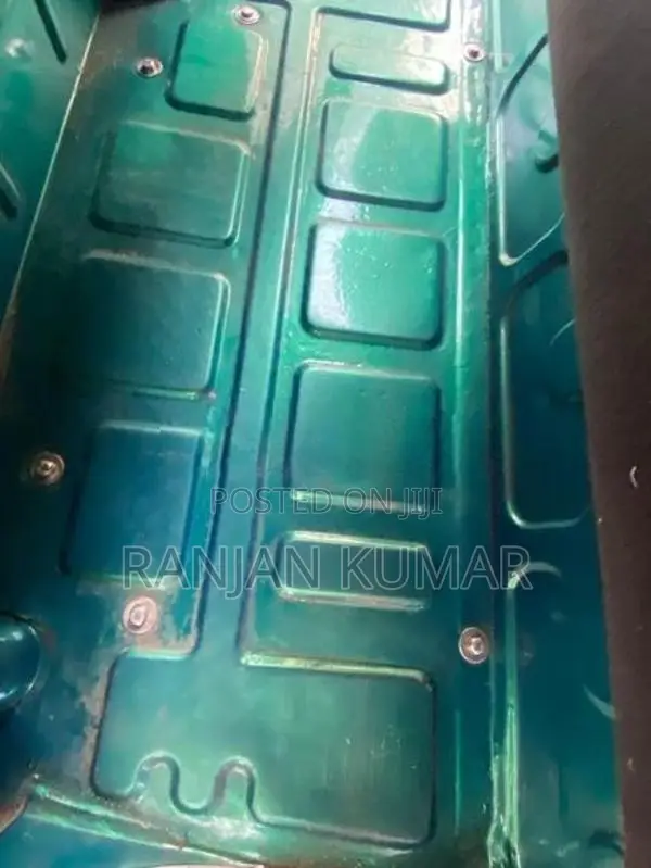 Bajaj RE 2015