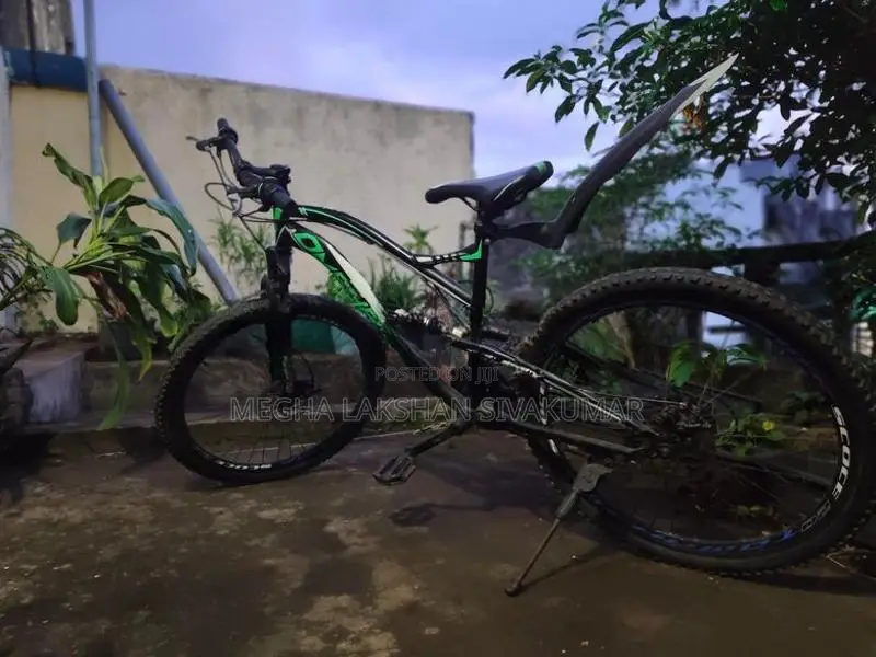 Tomahawk Mountain Bicycle