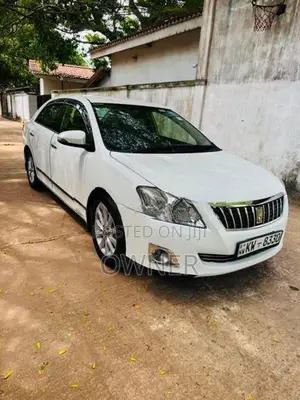Toyota Premio G Superior 2013