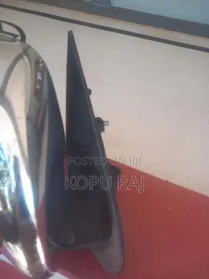 Toyota KDH 2022 Mirror