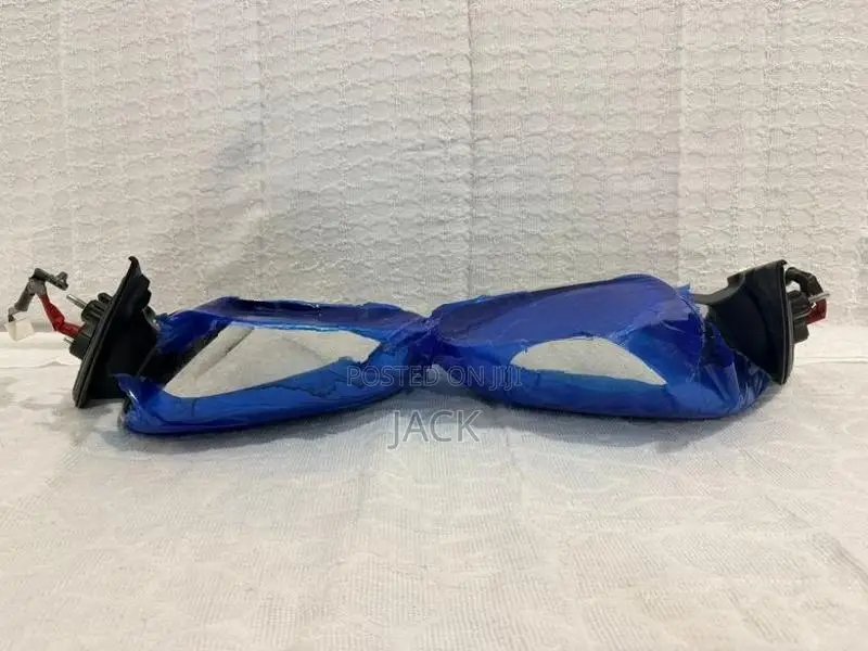 Toyota Hiace Mirror L/R 2020