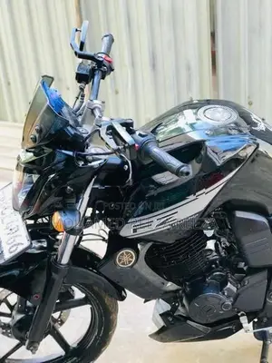 Yamaha FZS V1 2015
