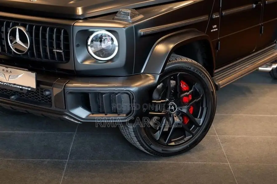 Mercedes Benz G Wagon AMG G63 Carbon Pack 2025