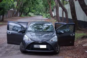 Toyota Vitz 2017