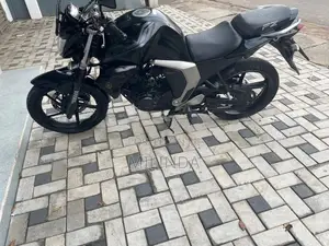 Yamaha FZs V2 2017