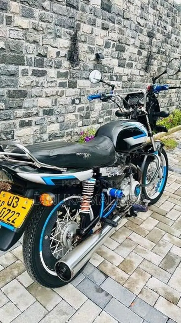 Bajaj CT100 2008