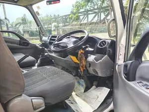 Toyota Hino Boom truck 2016