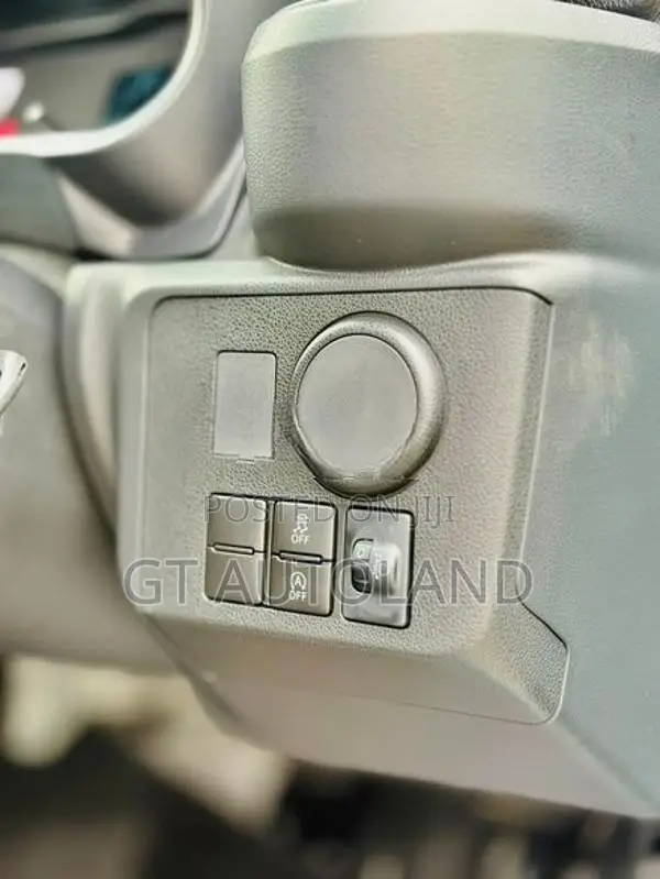 Daihatsu Mira E:S L Grade SA3 2025