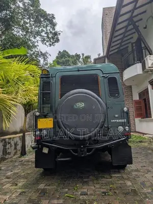Land Rover Defender 1978