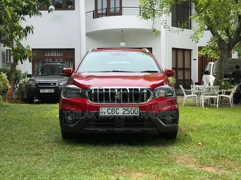 Suzuki S-Cross 2019