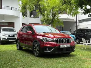 Suzuki S-Cross 2019