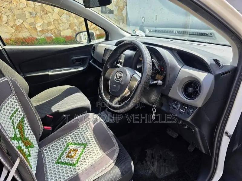 Toyota Vitz F Edition 2016