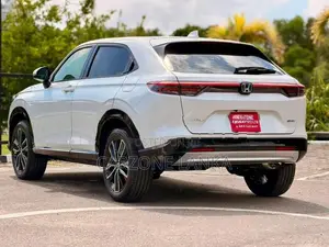 Honda Vezel Z Premium-4Way 2026