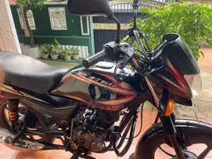 Bajaj Platina 100 ES 2016