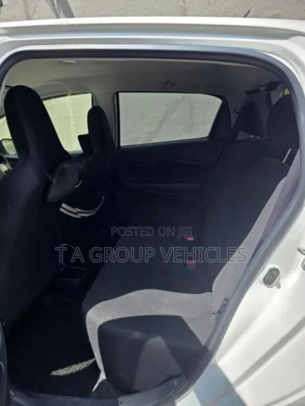 Toyota Vitz F Edition 2016