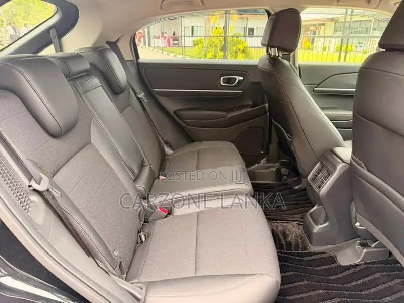 Honda Vezel Z- Wireless Charging 2026