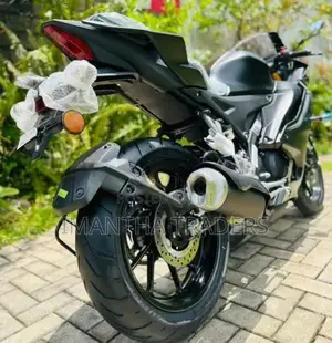 Yamaha R15 2026