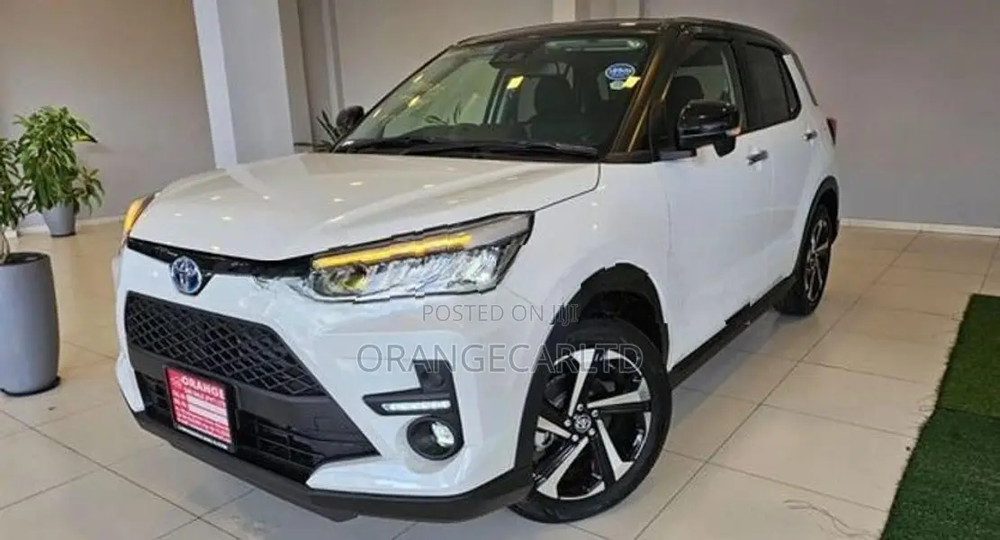 Toyota Raize Z HYBRID 4WAY,' 2025