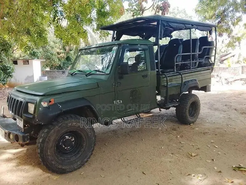 Mahindra Bolero 2005