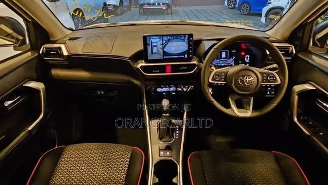 Toyota Raize Z HYBRID 4WAY,' 2025