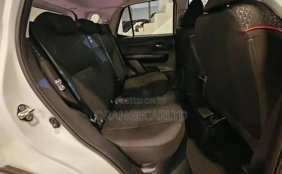 Toyota Raize Z HYBRID 4WAY,' 2025