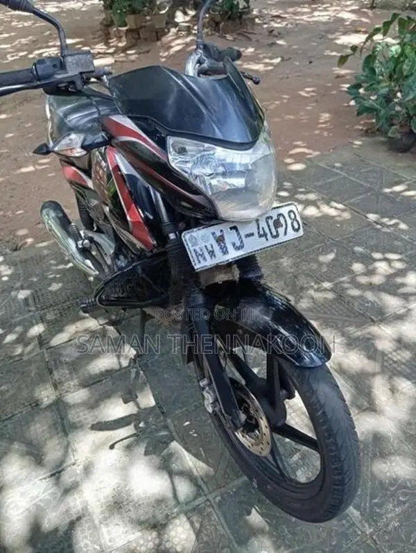Bajaj XCD 2010