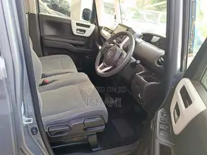 Honda N-Box 2023