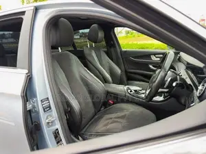 Mercedes Benz E350 Premium Plus 2017