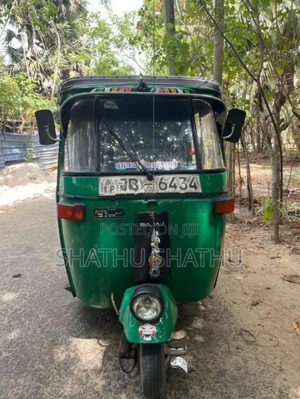 Bajaj RE 2 Stroke 2005