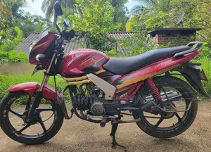 Mahindra Centuro 2016