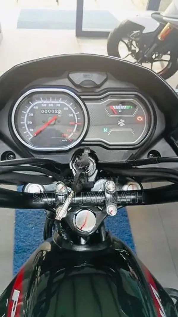 Bajaj Platina 100 2026