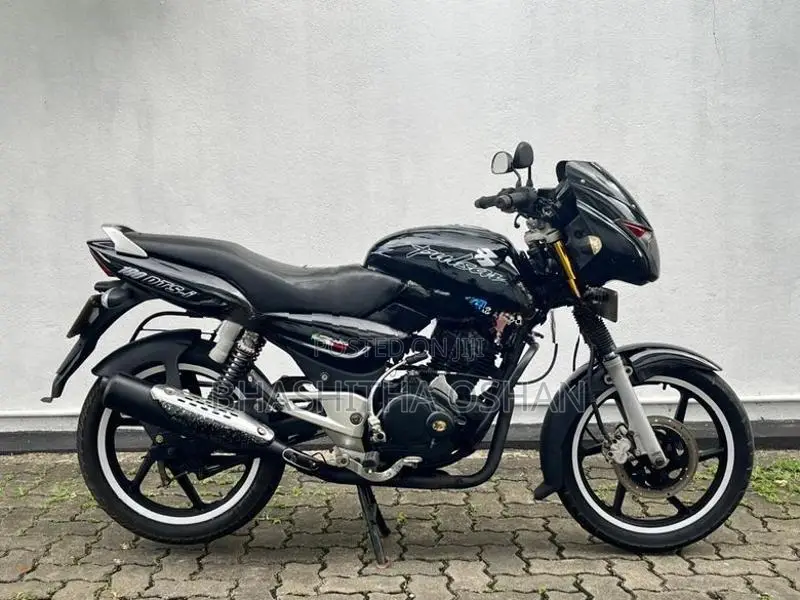 Bajaj Pulsar 180 2006