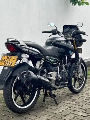 Bajaj Pulsar 180 2006