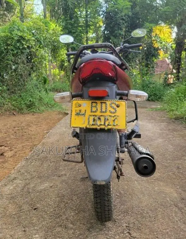 Mahindra Centuro 2016