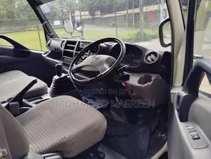 Toyota Hino 2018
