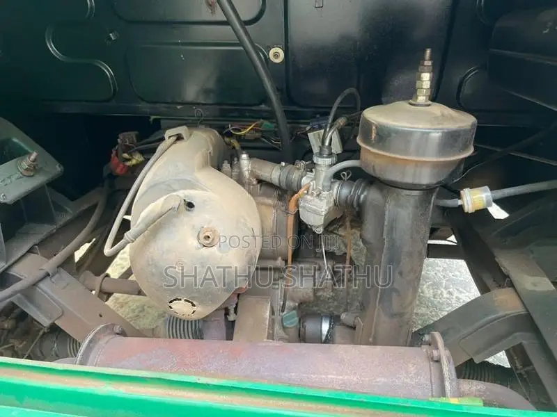 Bajaj RE 2 Stroke 2005