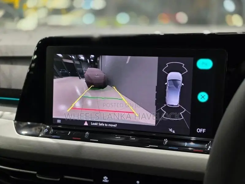 Volkswagen Golf eTsi Active 2023