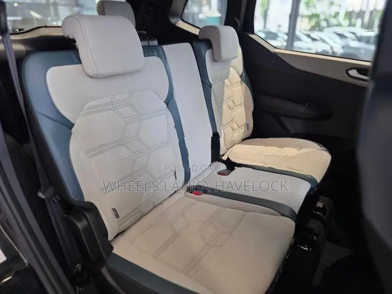 Nissan Tekna Gravite Plus 2026