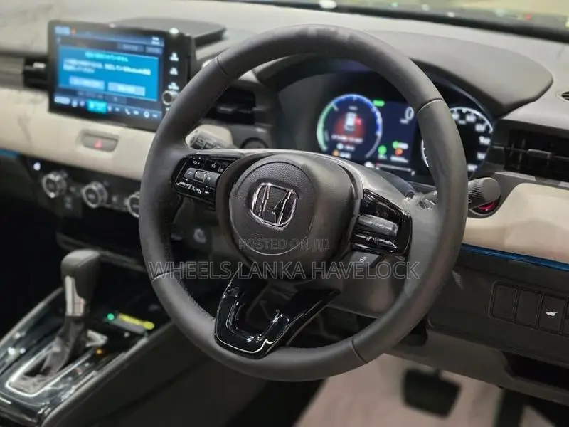 Honda Vezel Z Play Moonroof 2026