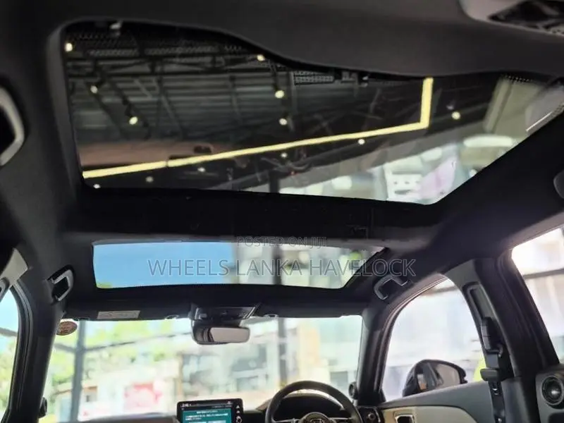 Honda Vezel Z Play Moonroof 2026