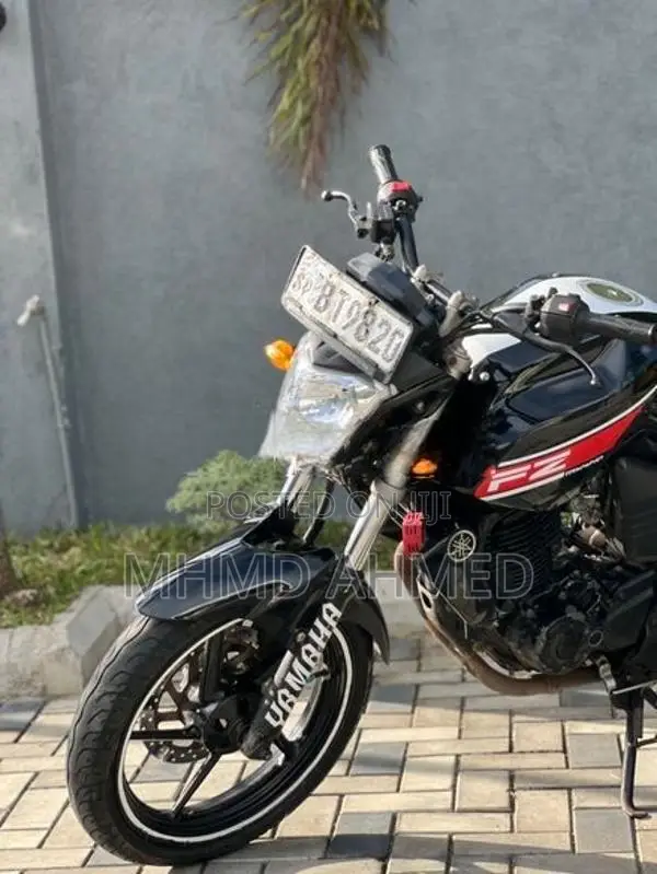 Yamaha FZ 2014